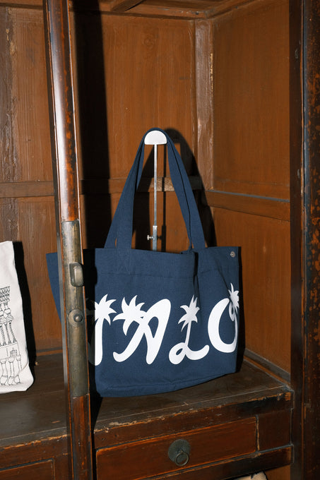 HH tote in blue - store