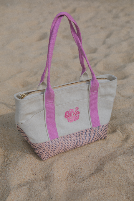 small paraiso tote in gumamela